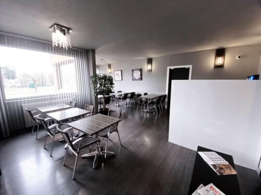 The Originals City, Ariane, Sud Labege 3*