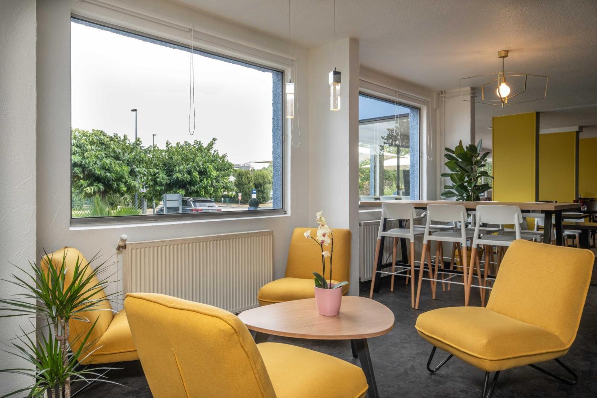Hotel The Originals City, Ariane, Sud Labege