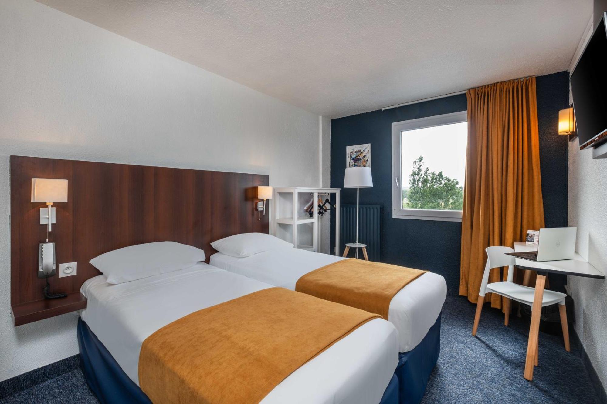 Hotel The Originals City, Ariane, Sud Labege