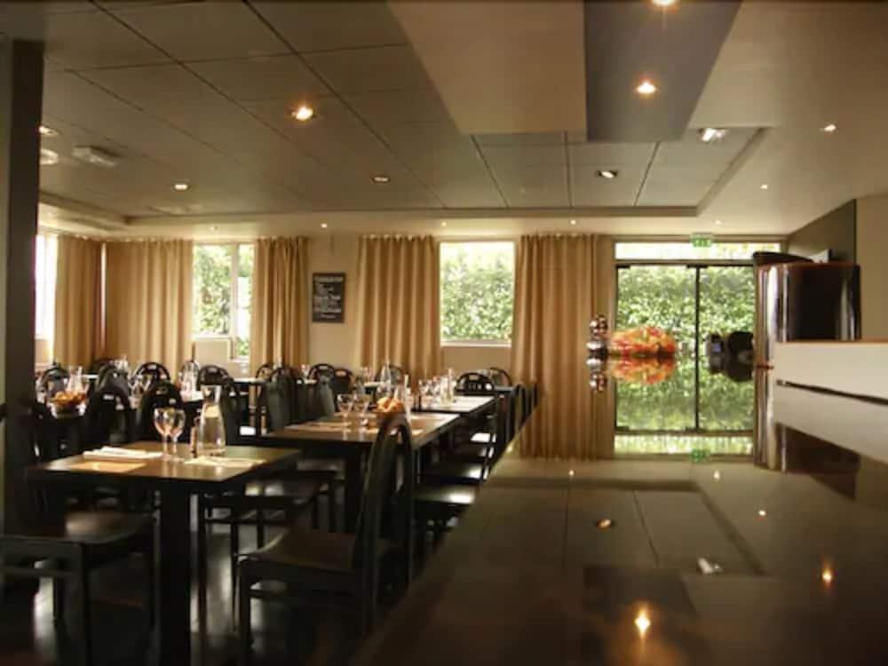 Ariane Hotel